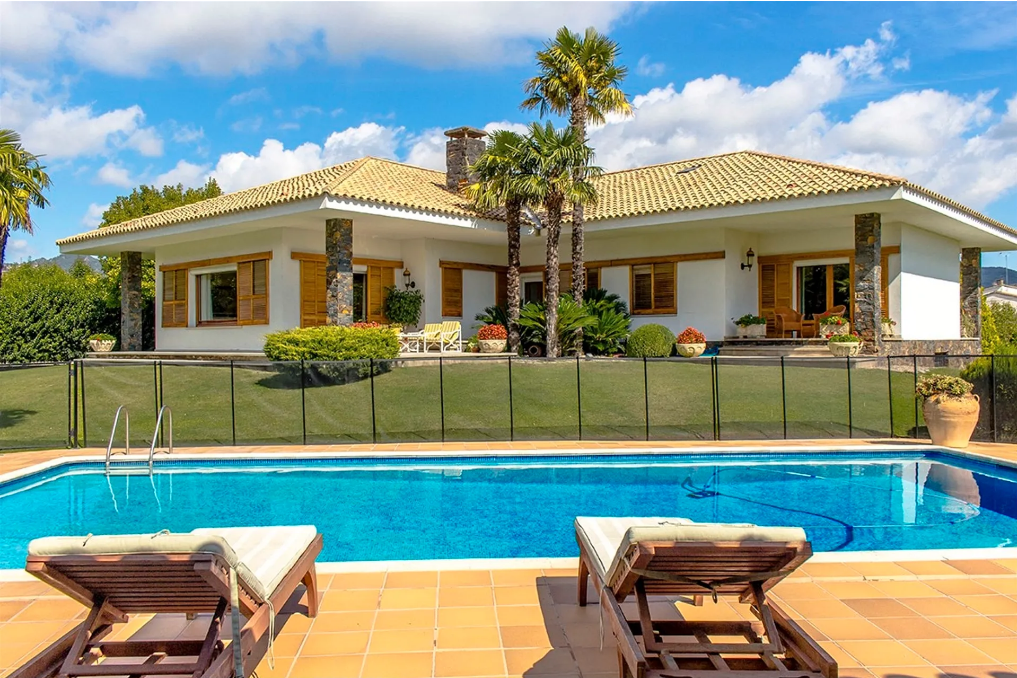 Villa-Gerone-REF7418526