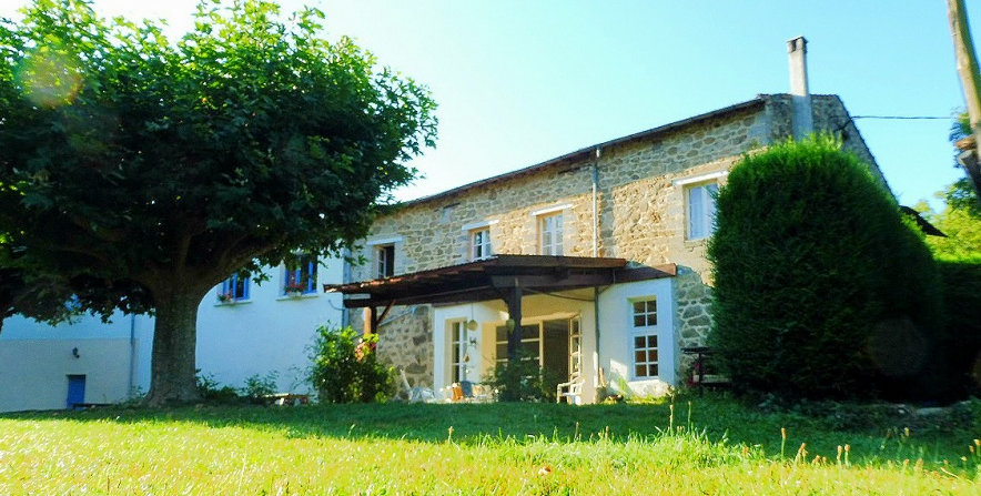 Gite-Vernoux-en-Vivarais-REF7418526