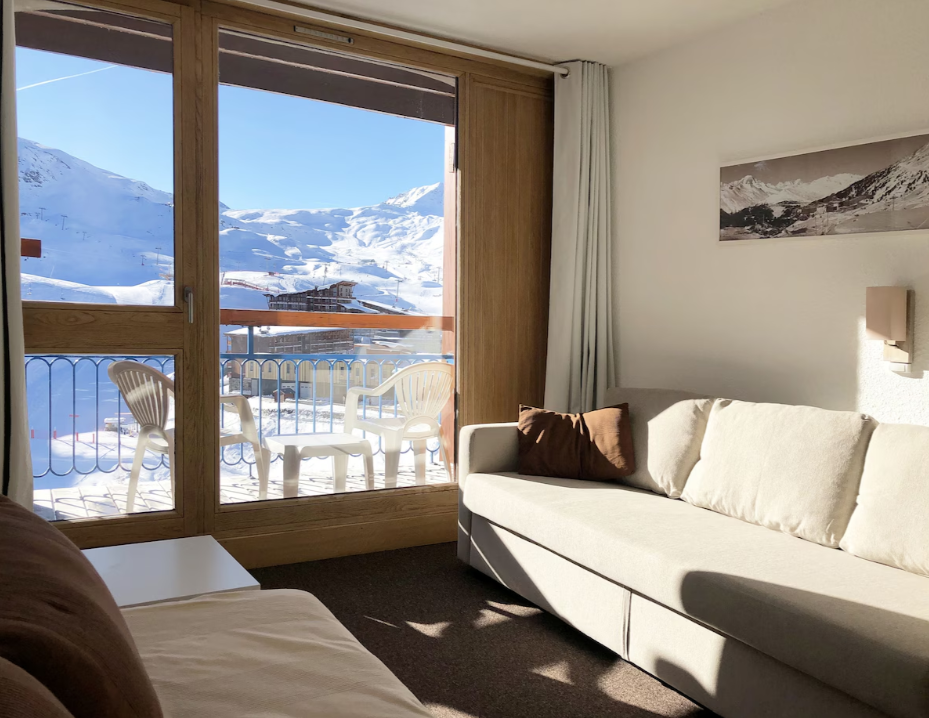 Studio-Arc2000-REF1478526