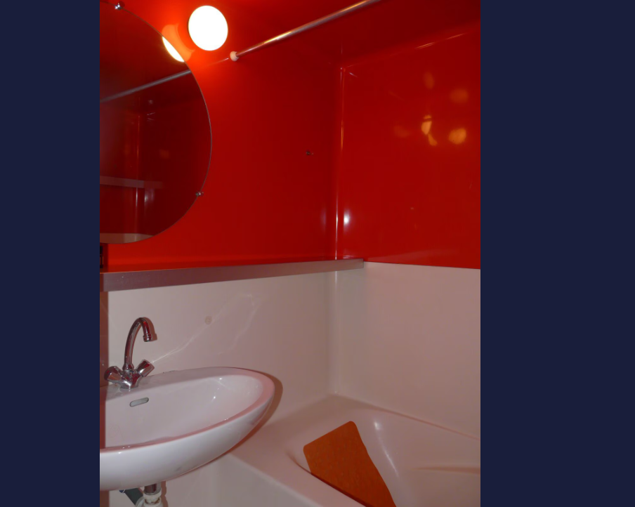 Studio-Arc2000-REF1478526