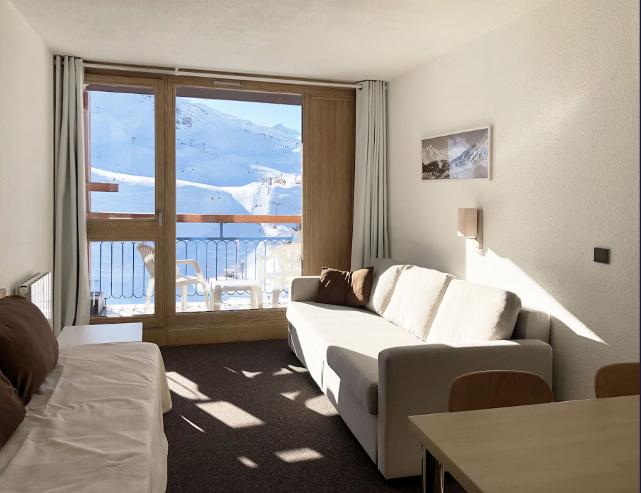 Studio-Arc2000-REF1478526