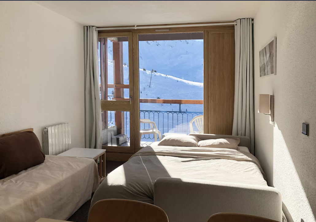 Studio-Arc2000-REF1478526