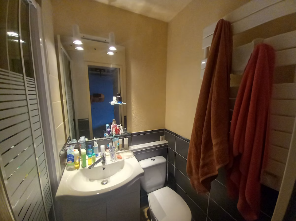 Studio-Corbier-REF1477415