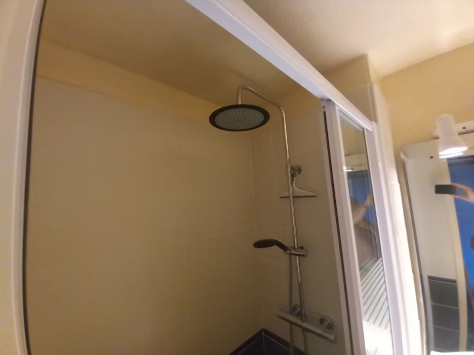 Studio-Corbier-REF1477415