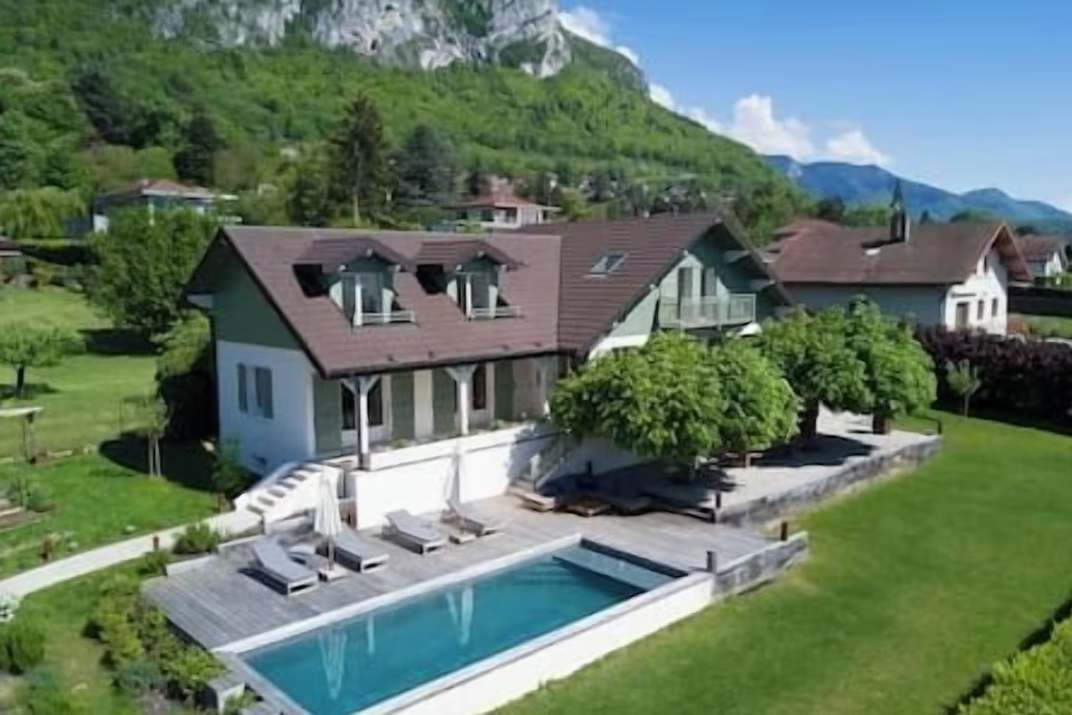 Villa-Veyrier-du-Lac-REF7539635