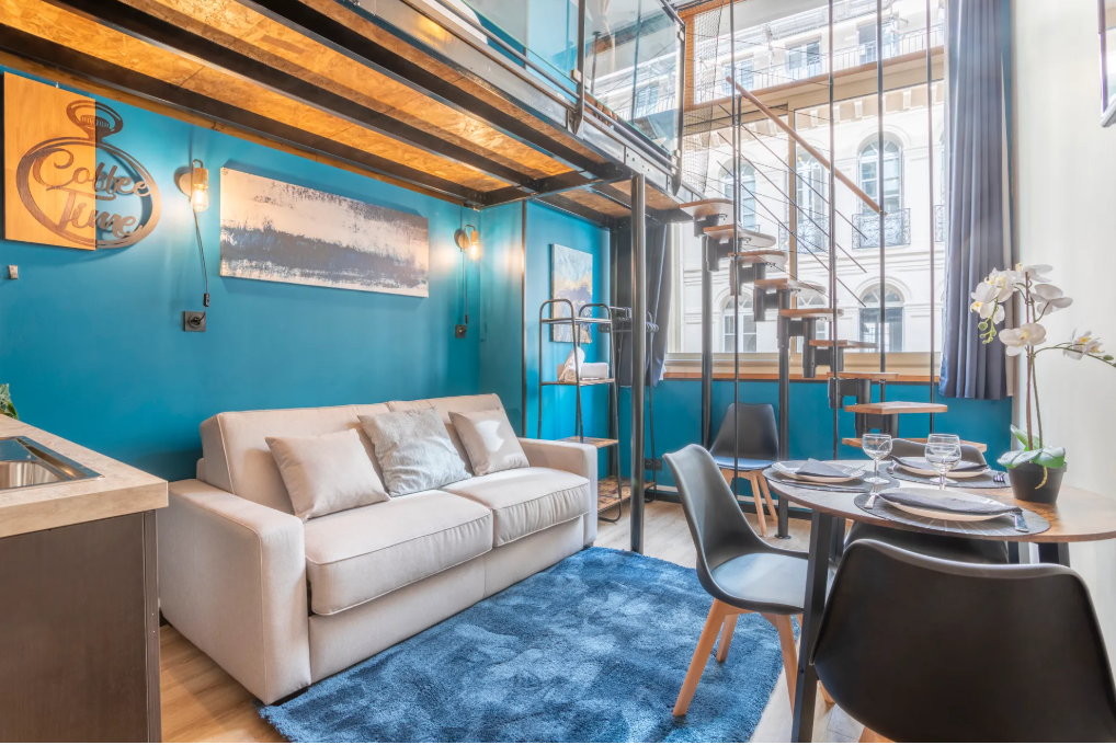 Appartement-Marseille-01-Le-Vieux-Port-La-Canebiere-REF7419635